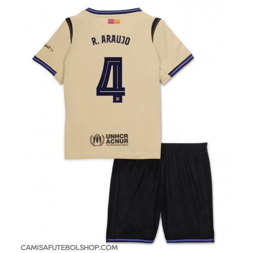 Camisa de time de futebol Barcelona Ronald Araujo #4 Replicas 2º Equipamento Infantil 2025-26 Manga Curta (+ Calças curtas)